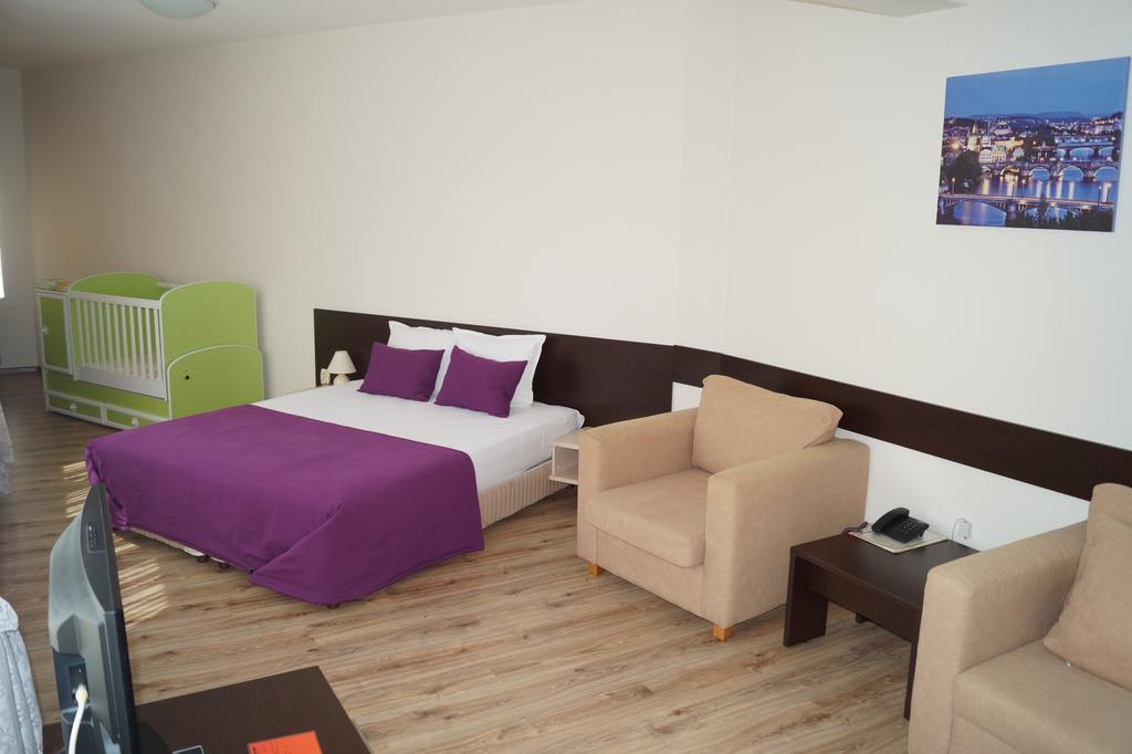 Kŭrdzhali Hotel Kardjali מראה חיצוני תמונה