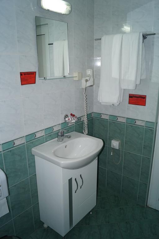 Kŭrdzhali Hotel Kardjali מראה חיצוני תמונה