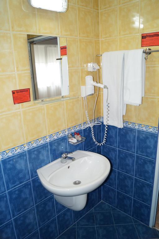 Kŭrdzhali Hotel Kardjali מראה חיצוני תמונה