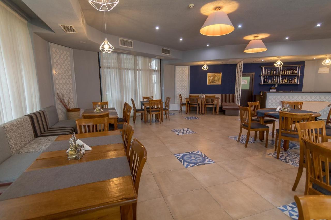Kŭrdzhali Hotel Kardjali מראה חיצוני תמונה